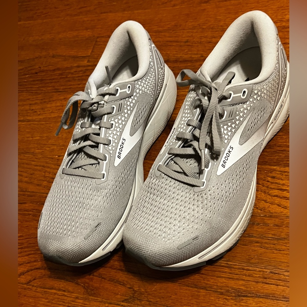 Brooks Ghost - image 1